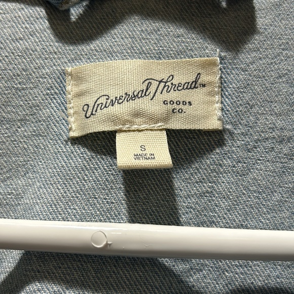 Universal Thread Denim Jacket - Picture 2 of 9